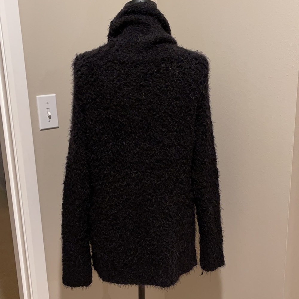 Sweater - Picture 3 of 4